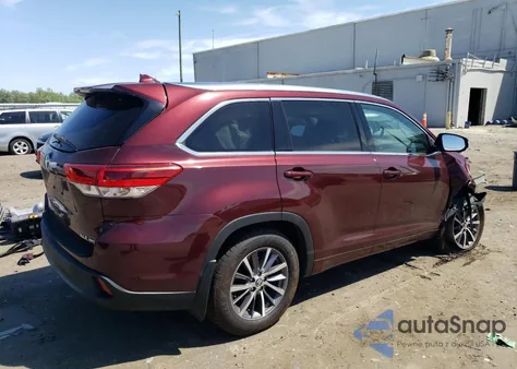 2018 Toyota Highlander Se from USA, damaged, VIN 5TDJZRFH1JS880264